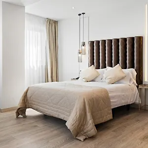 4* Hotell Urban Anaga